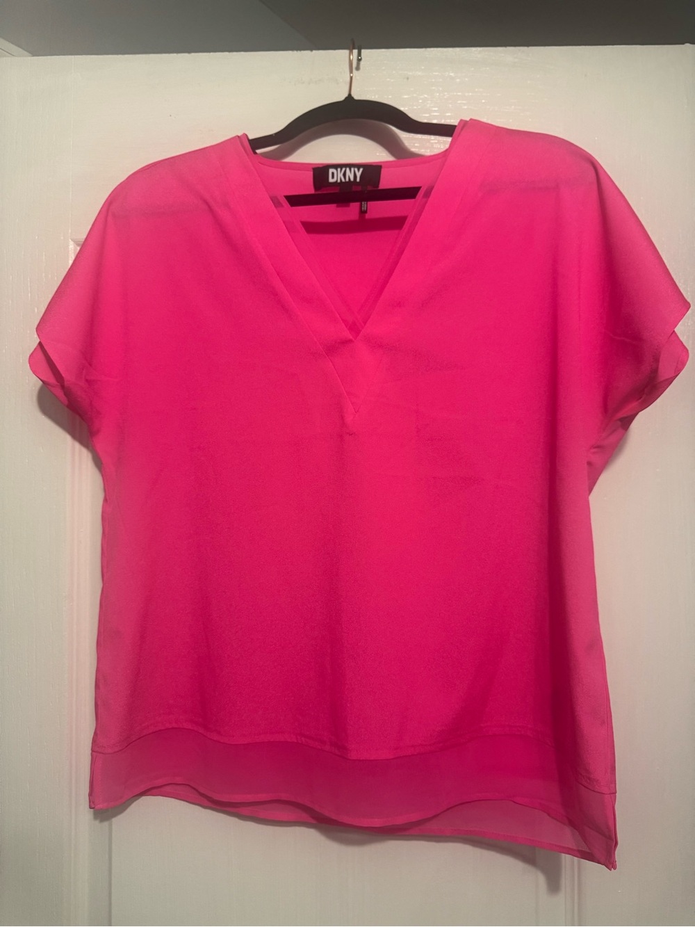 DKNY Hot Pink V-Neck Short Sleeve Blouse